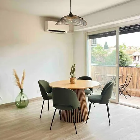 T2 Confort Proche Apartament *